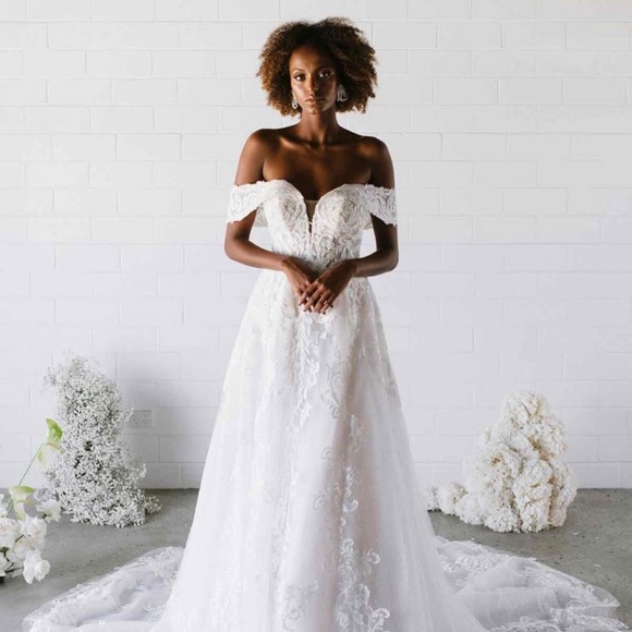 Essense of Australia Brand New Wedding Gown - Picture 7 of 8